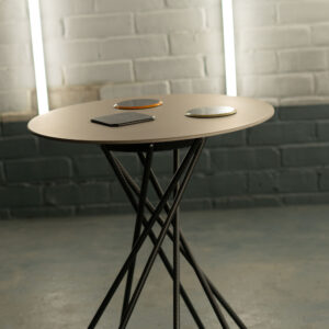 Elegant-coasters-table